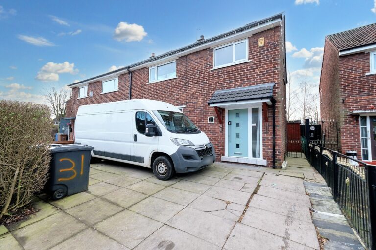 Foxhill Road, Eccles, M30