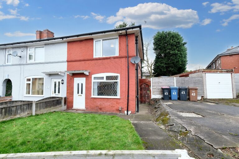 Bakewell Road, Eccles, M30