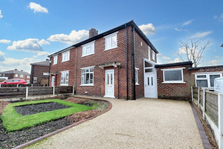 Cypress Road, Eccles, M30