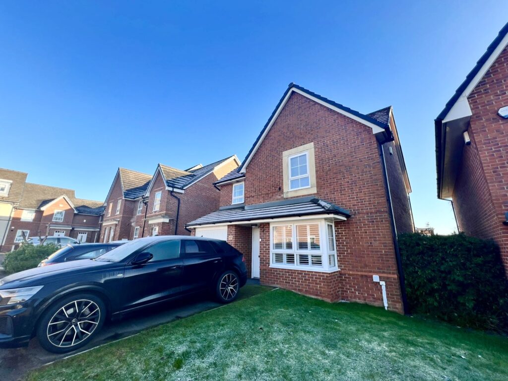 Holden Drive, Swinton, M27