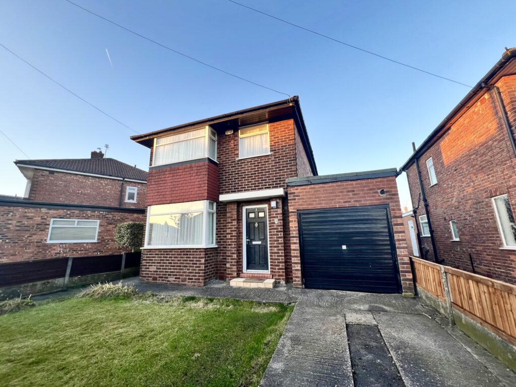 Crossfield Drive, Swinton, M27